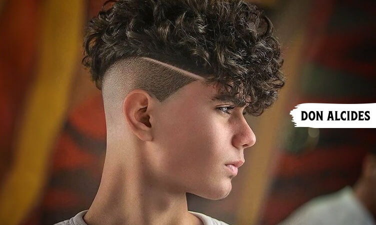 60 modelos de cortes de cabelo cacheado masculino para 2023 em 2023