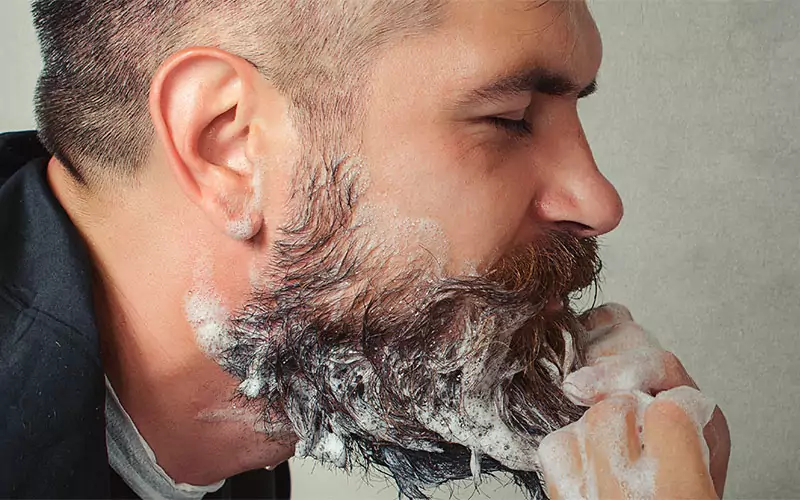 diferenças shampoo para barba e cabelo