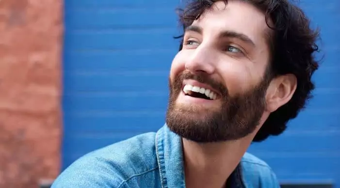 benefícios-cafe-para-barba