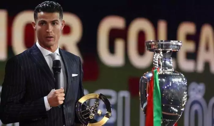 cortes-de-cabelo-da-copa-cristiano-ronaldo
